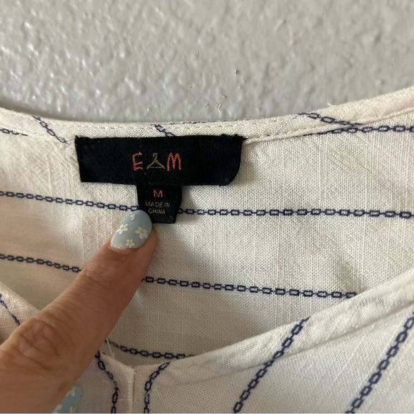 E & M White Striped Button Tie-Front Peplum Top Ruffle Trim Women's Size Medium - Picture 5 of 6